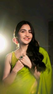 অভিনেত্রী রুক্মিণী বসন্ত